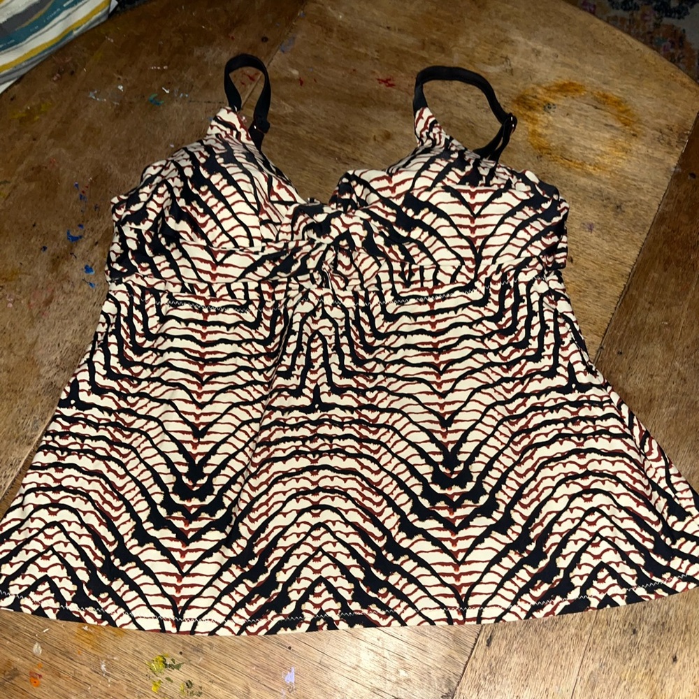 Stylish Black and Cream Women's Swim Top